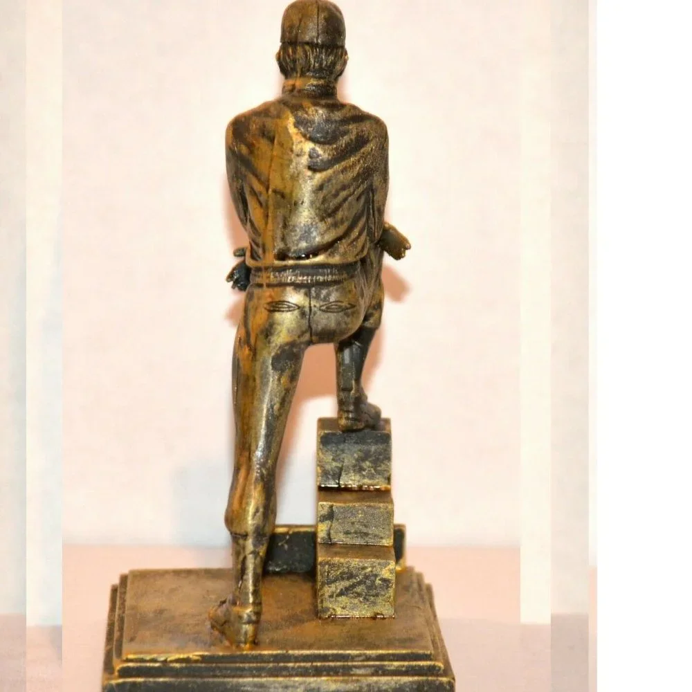 Kansas City Royals Dick Howser #10 Hall of Fame Statue Figurine - New SGA 2009